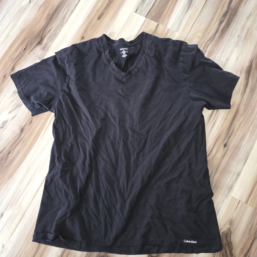Calvin Klein Collection V-Neck Black Tee